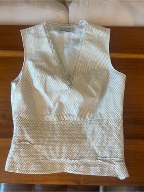 Kay Unger Cream Sleeveless V-Neck Lace Trim Top